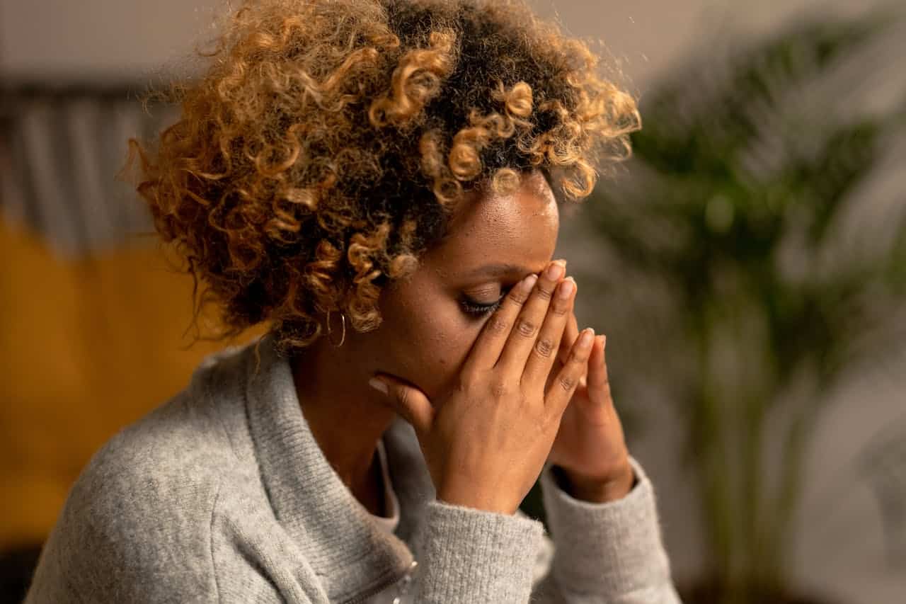 Help Moderate Moderate Anxiety: Clinical Signs, Symptoms, and When to Get Help